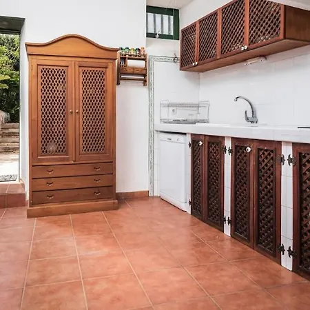 Historica Con Molino De Viento *